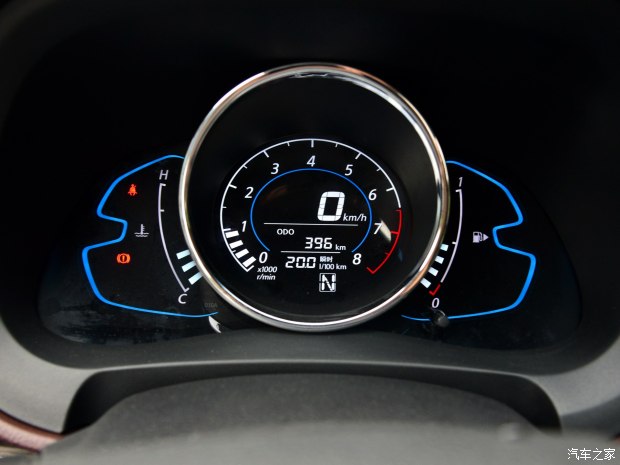 東風(fēng)啟辰 啟辰M50V 2017款 基本型 東風(fēng)啟辰 啟辰M50V 2017款 基本型