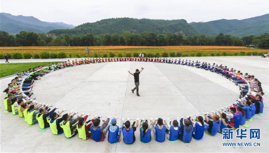 (社會(huì))(3)黑龍江伊春:消夏旅游熱