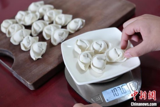 專家呼吁社會更多關(guān)愛“小糖人”