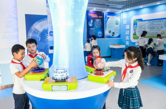 重慶高新區(qū)科學(xué)課堂。